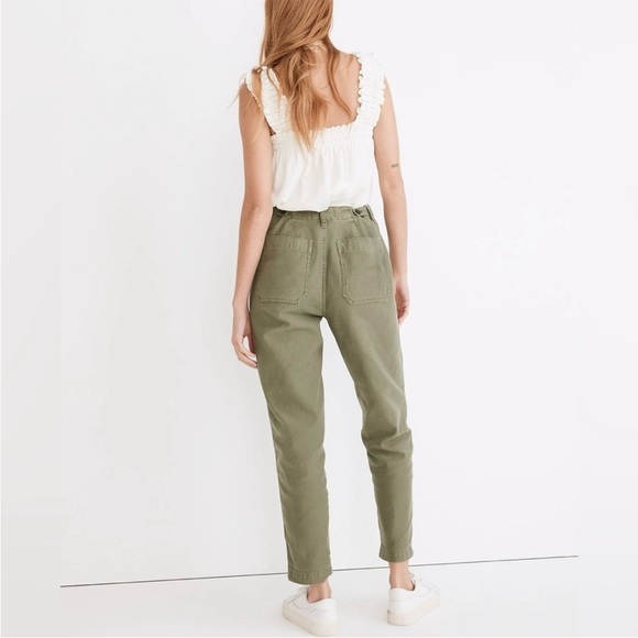 Madewell Griff Tapered Fatigue Cargo Pants in Olive - Picture 2 of 9